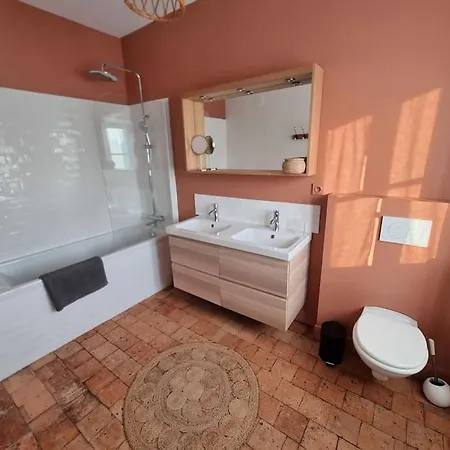 Grande Maison Familiale Plein Centre Vieux *