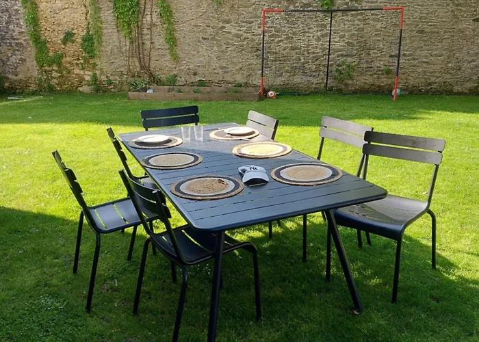 Grande Maison Familiale Plein Centre Vieux Casa vacanze Laval (Mayenne)